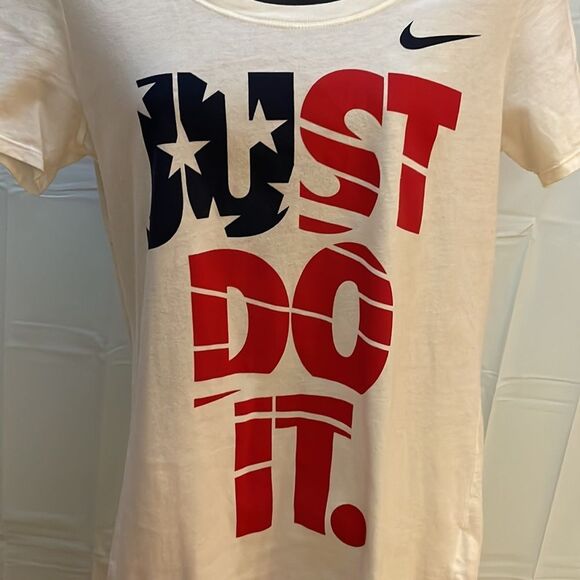 2020 Small Nike Just Do It Olympics short sleeve crew neck shirts blouse top - Picture 3 of 14
